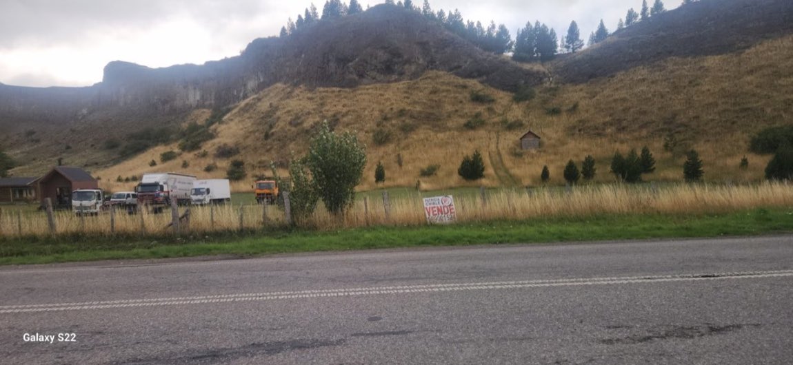 Terreno 0,5 ha a orilla de carretera, Coyhaique