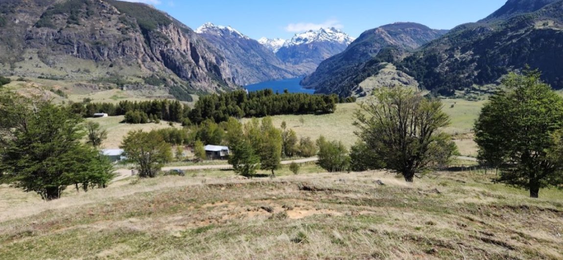 Parcela 1 ha, vista lagos Monreal y Paloma, Coyhaique